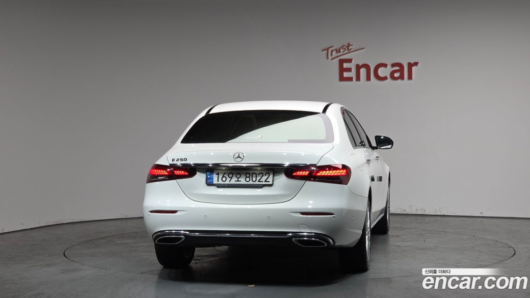 Mercedes-Benz E-Class E250 Exclusive, 2022