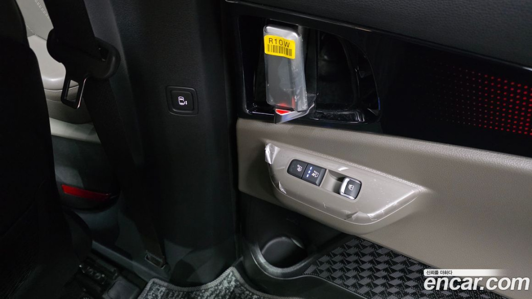 Kia Carnival 7-Seater Signature, 2025