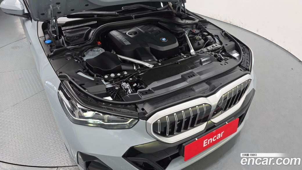 BMW 5-Series 520i M Sport, 2025