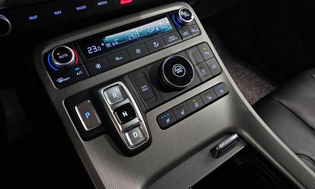 Hyundai Palisade Diesel 2.2 2WD, 2024