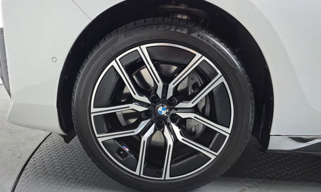 BMW 7-Series 740i xDrive M Sport, 2024
