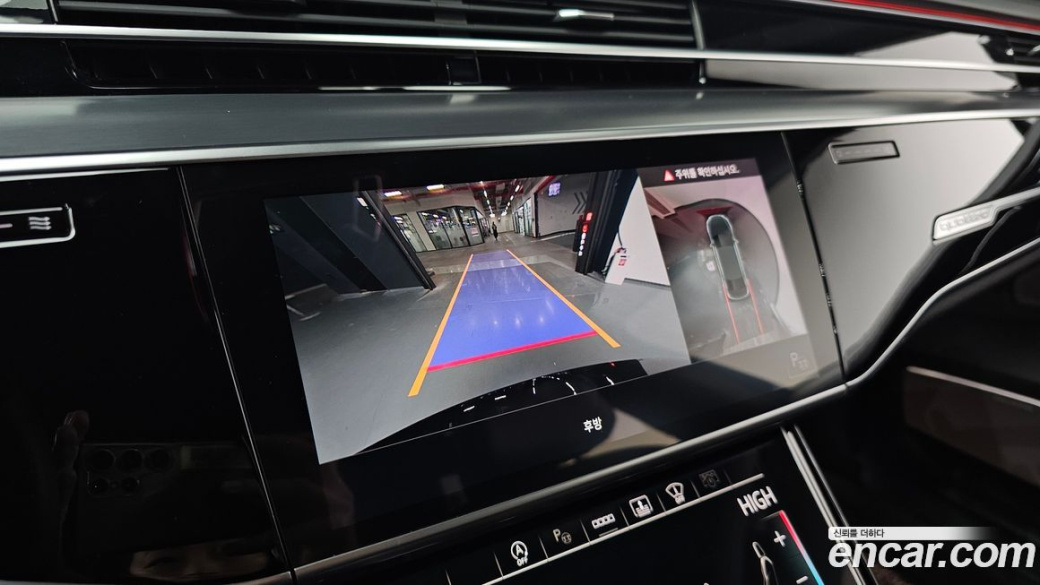Audi A8 55 TFSI Quattro LWB, 2021