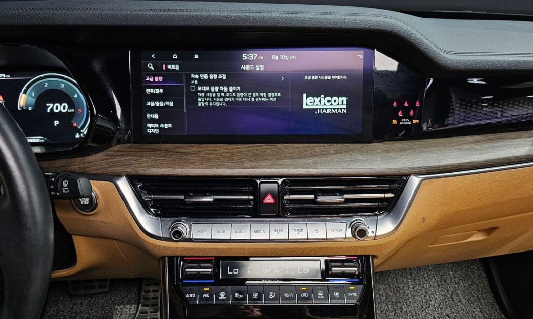 Kia Mohave Diesel 3.0 4WD 7-Seater, 2021