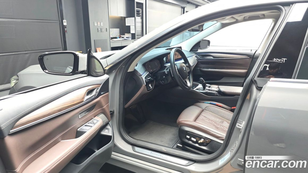 BMW Gran Turismo 630i xDrive Luxury, 2022