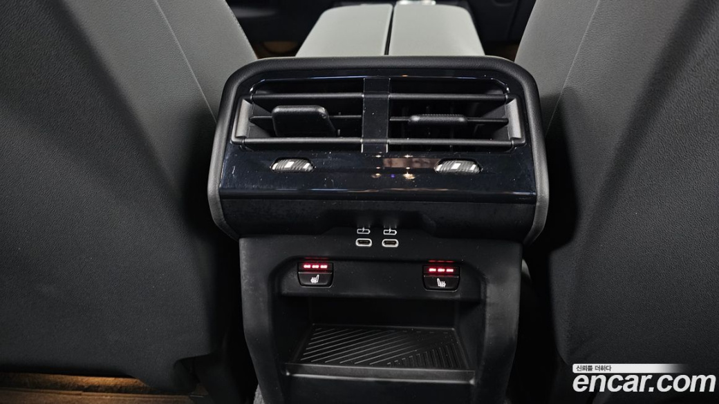 BMW 5-Series 520i M Sport, 2025