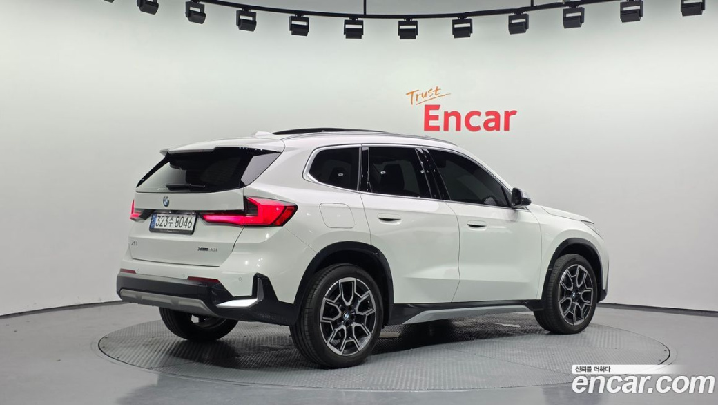 BMW X1 xDrive 20i xLine, 2024