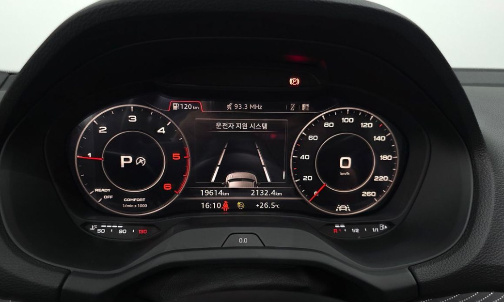 Audi Q2 35 TDI Premium, 2023