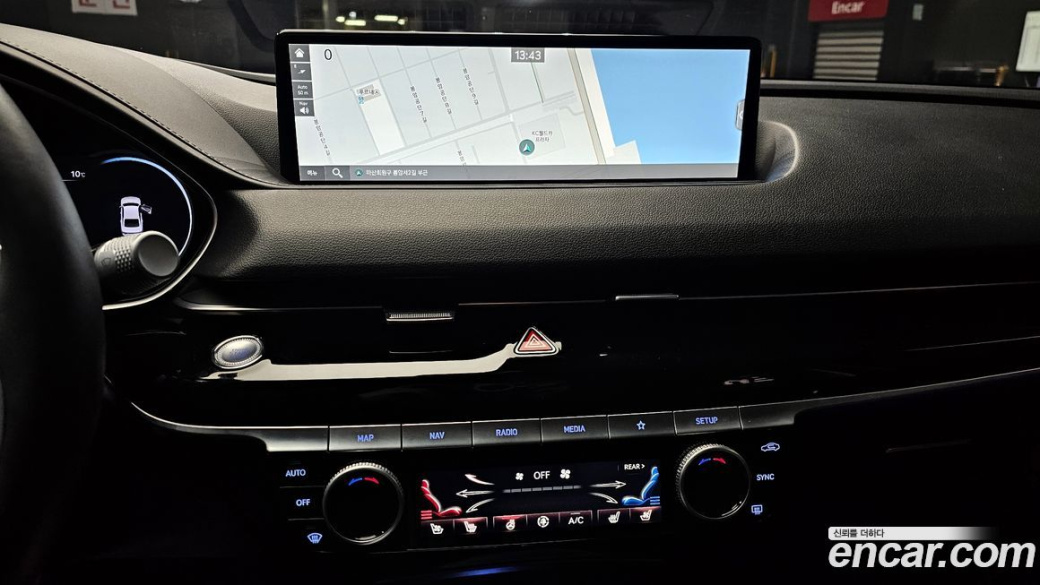 Genesis G80 Gasoline 2.5 Turbo AWD, 2023