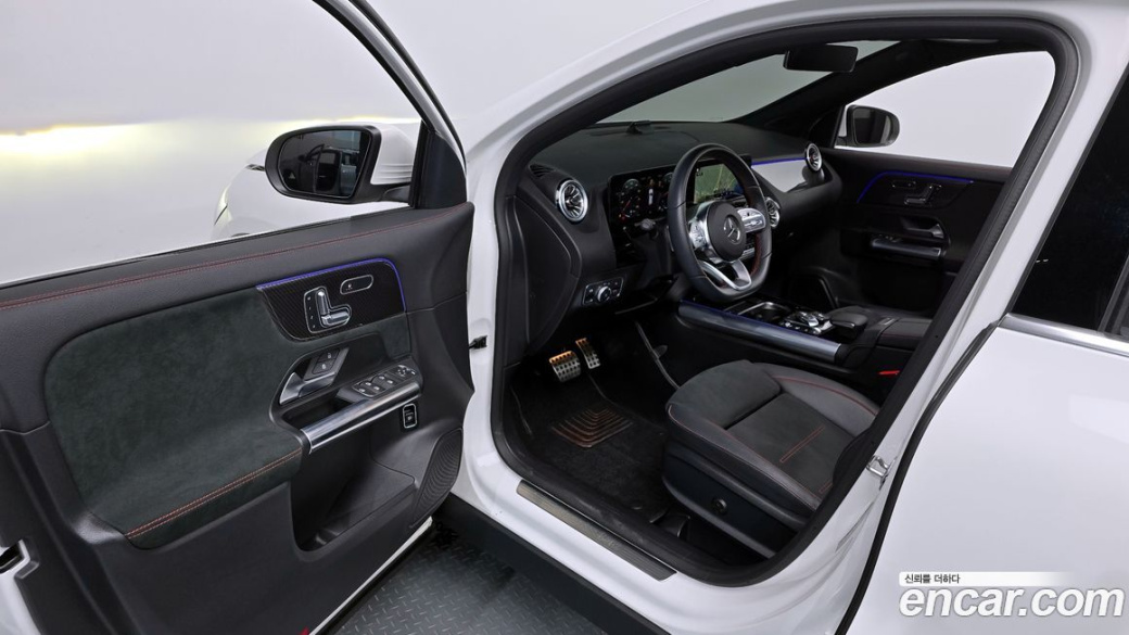 Mercedes-Benz GLA-Class GLA250 4MATIC, 2023