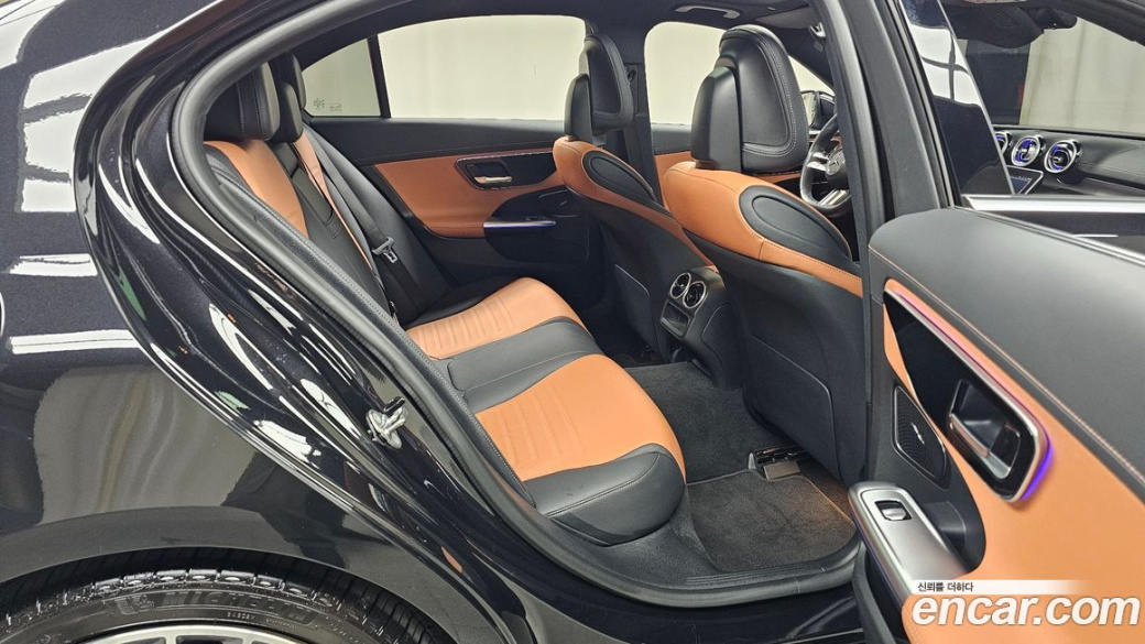 Mercedes-Benz C-Class C300 4MATIC AMG Line, 2023