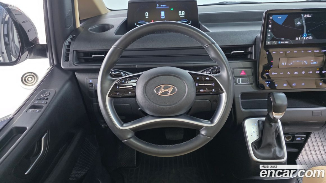 Hyundai Staria Tourer 9-Seater, 2023