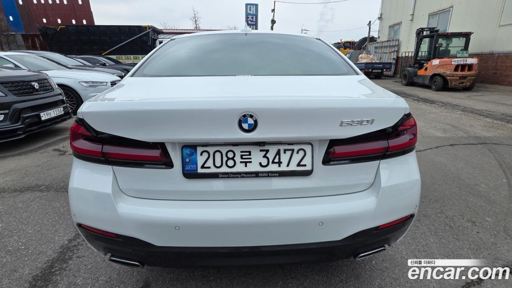 BMW 5-Series 530i M Sport Package, 2022