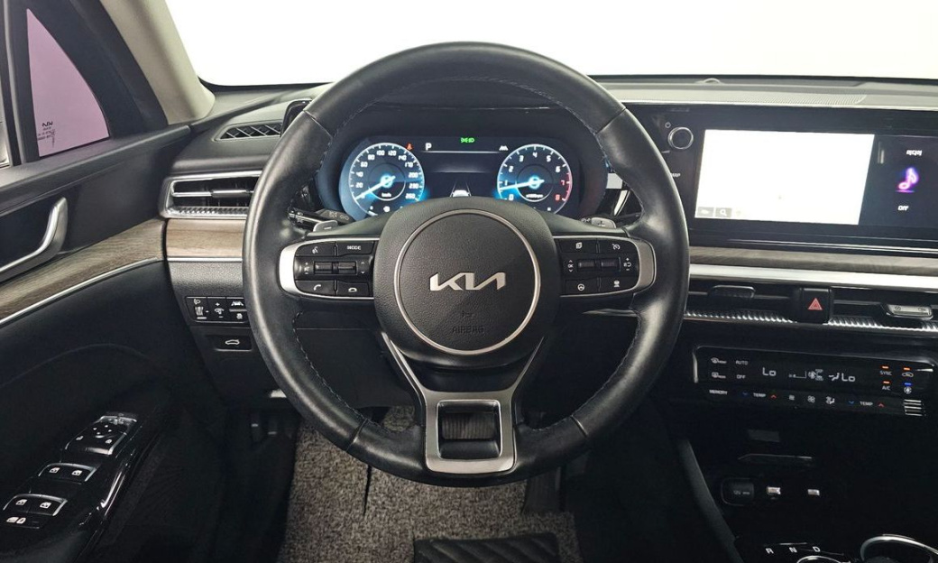 Kia K5 2.0, 2022