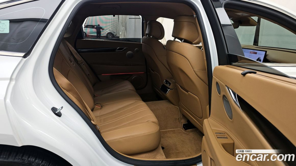 Genesis G80 Gasoline 2.5 Turbo AWD, 2025