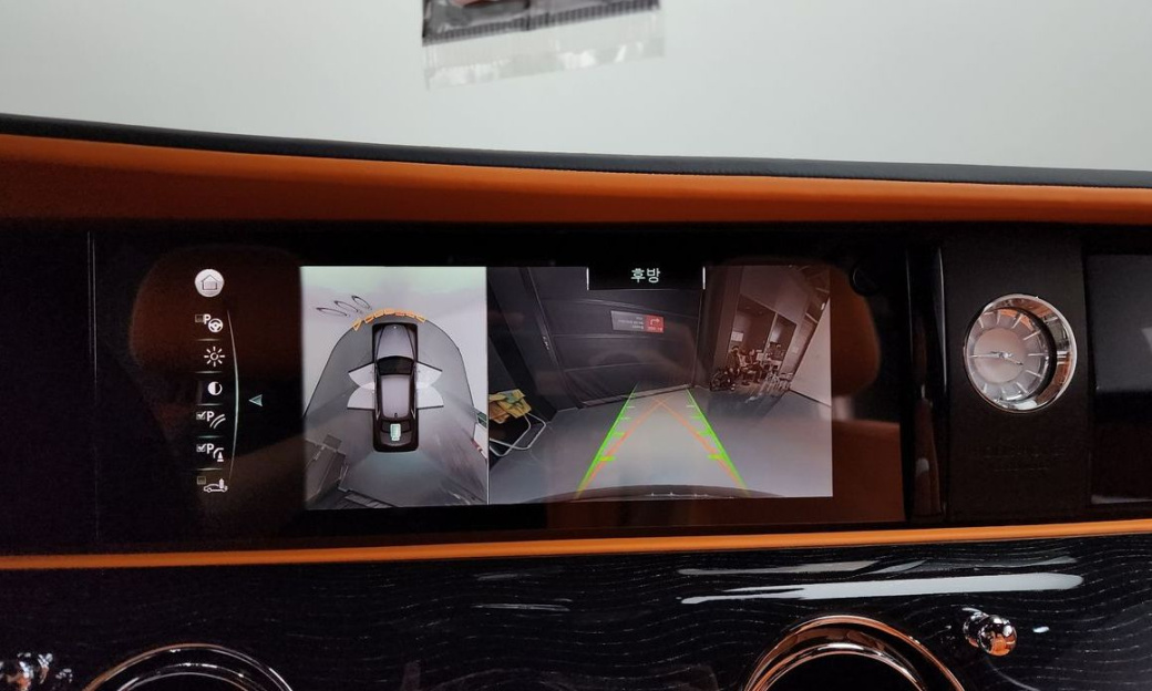 Rolls-Royce Ghost 6.7 EWB V12, 2024