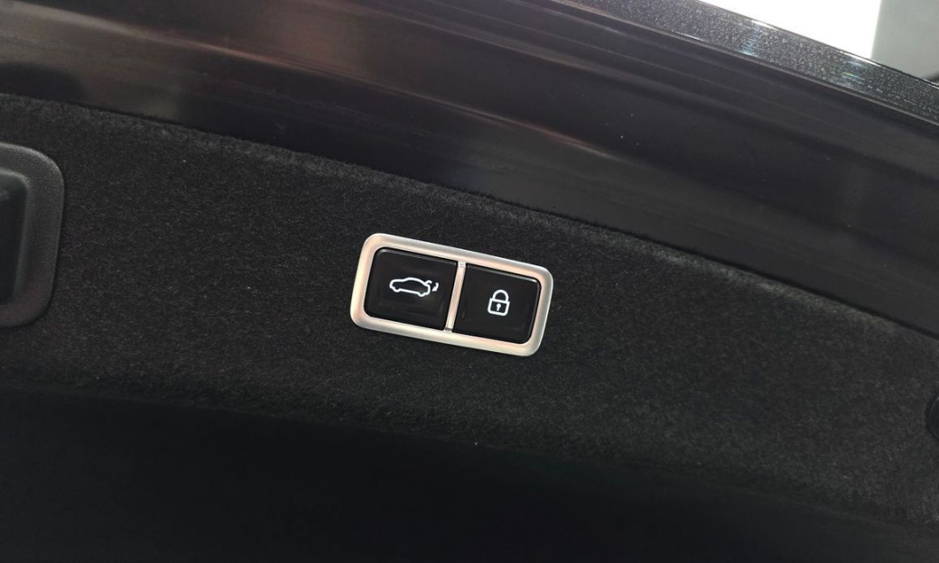 Genesis G80 Gasoline 2.5 Turbo AWD, 2023