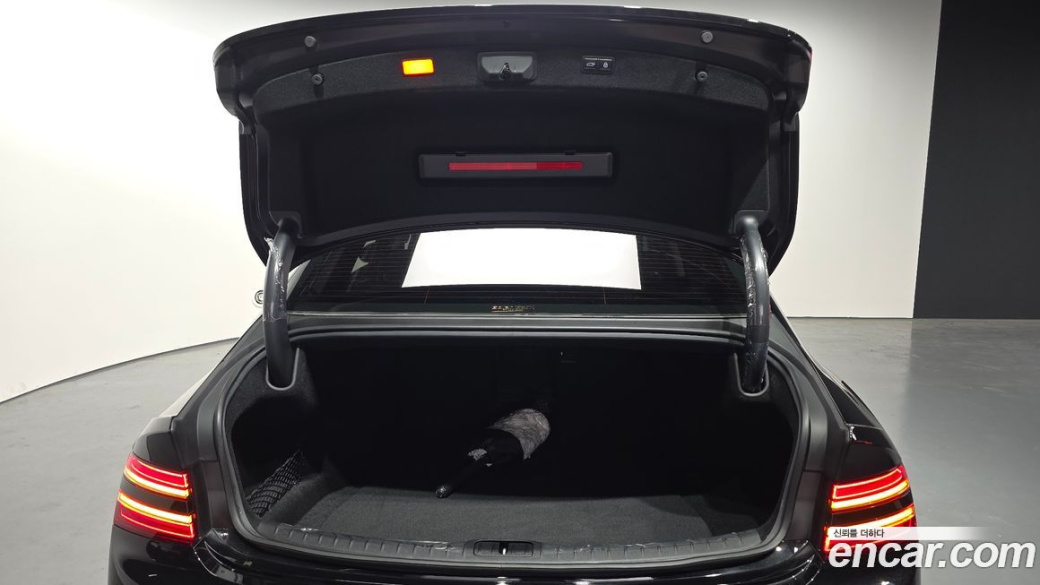 Genesis G80 Gasoline 2.5 Turbo AWD, 2026