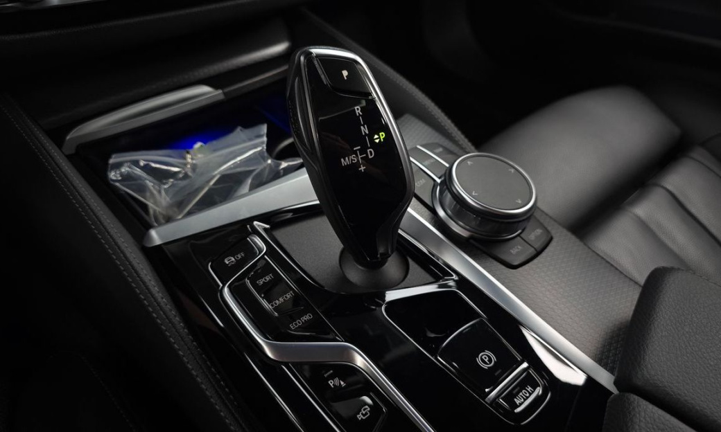 BMW 5-Series 520i M Sport, 2023