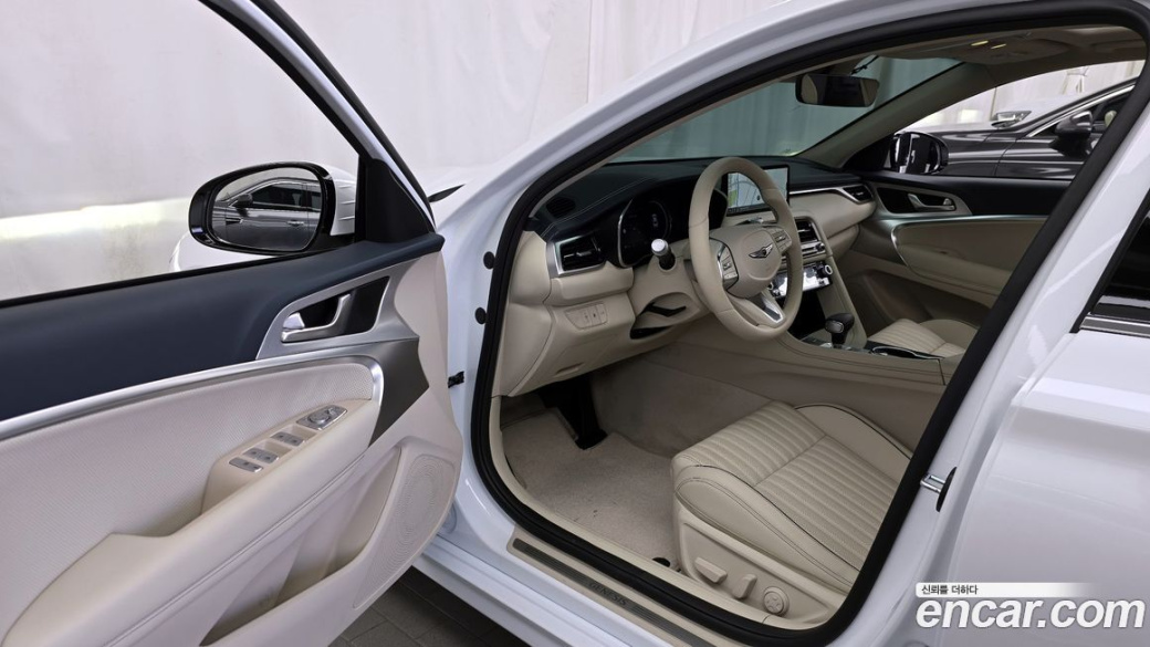 Genesis G70 Gasoline 2.5T 2WD, 2025