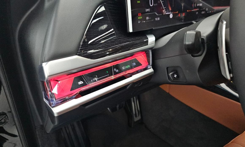 BMW 7-Series 740i xDrive M Sport, 2025