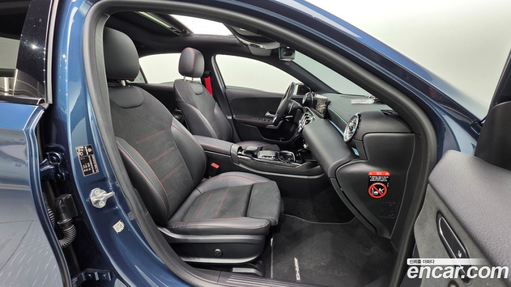 Mercedes-Benz A-Class AMG A35 4MATIC Sedan, 2023