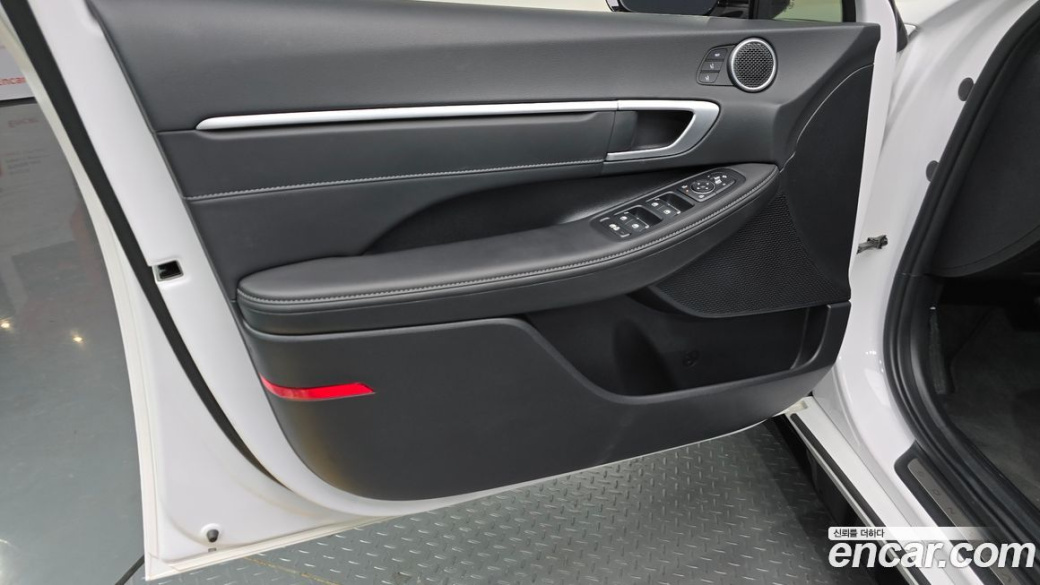 Hyundai Sonata 2.0, 2024