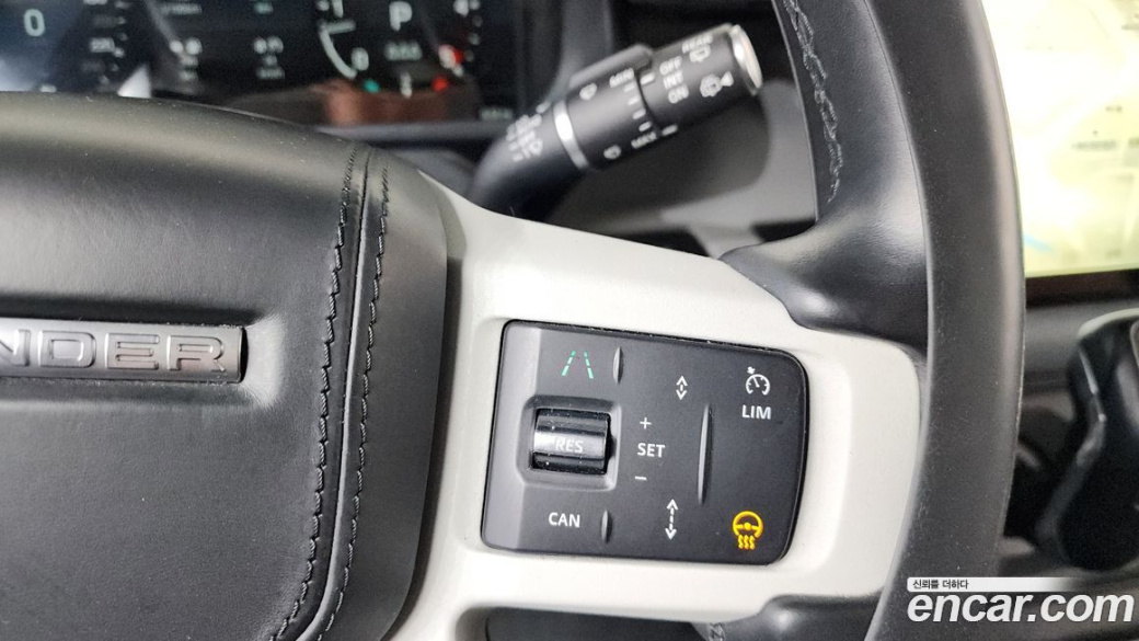 Land Rover Defender 110 D300 HSE, 2023