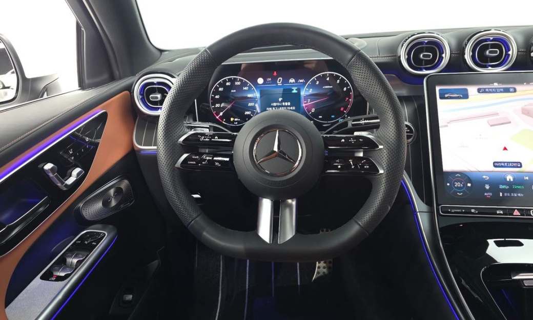 Mercedes-Benz GLC-Class GLC300 4MATIC Coupe, 2026