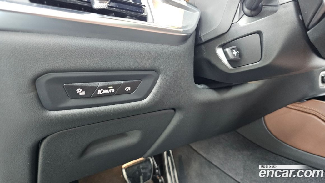BMW X6 xDrive40i M Sport, 2025