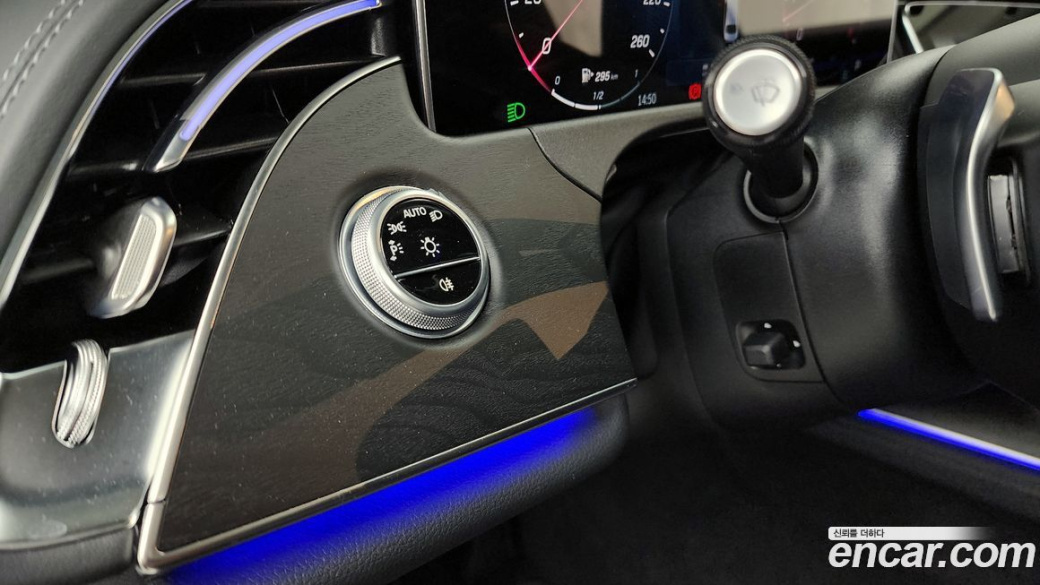 Mercedes-Benz E-Class E200 Avantgarde, 2025