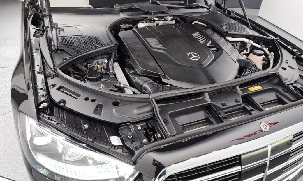 Mercedes-Benz S-Class S580L 4MATIC, 2023