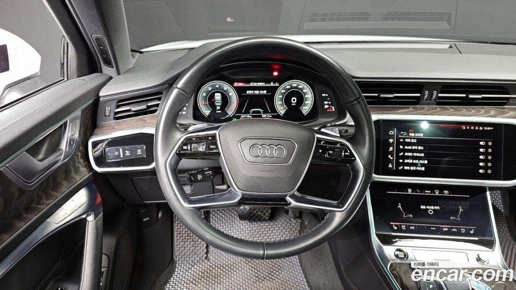 Audi A6 45 TFSI Quattro Premium, 2022