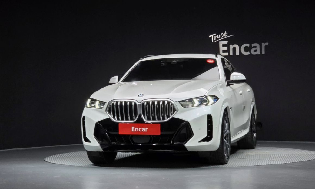 BMW X6 xDrive30d M Sport, 2024
