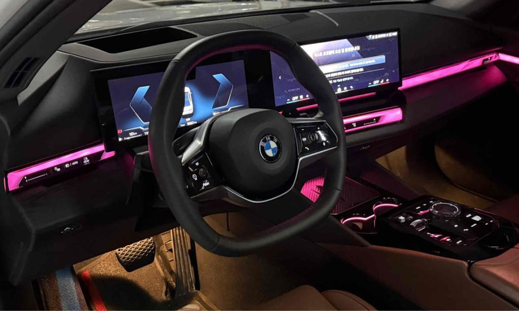 BMW 5-Series 530i xDrive, 2024