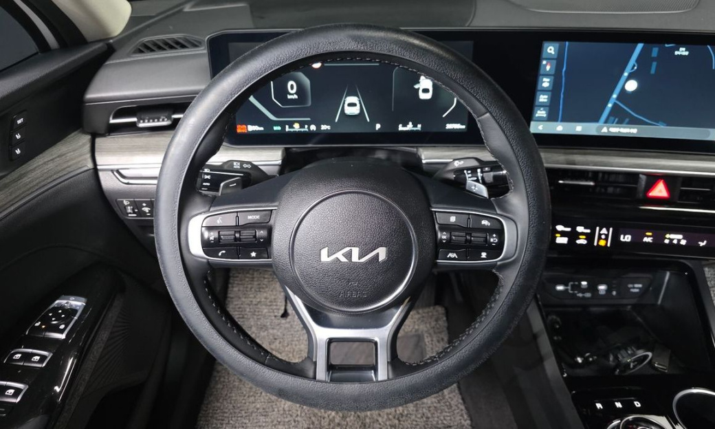Kia K5 2.0, 2025