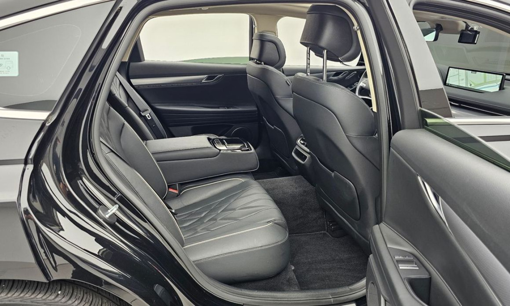 Genesis G80 Gasoline 2.5 Turbo AWD, 2023