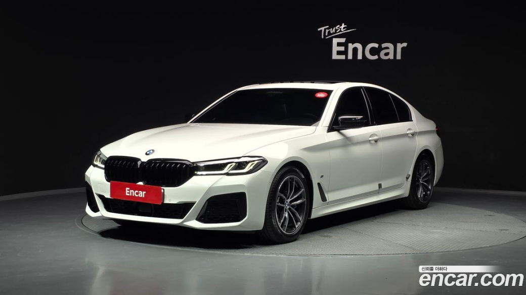 BMW 5-Series 520i M Sport, 2022