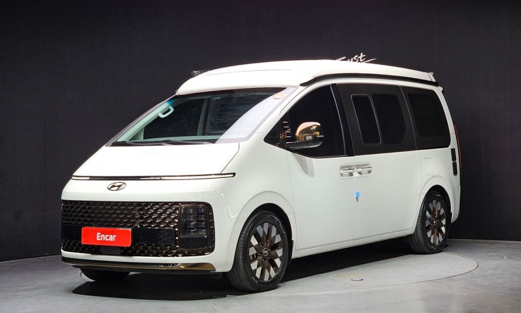 Hyundai Staria 2WD Camping Car, 2024