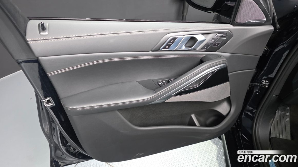 BMW X6 xDrive40d M Sport Pro, 2025