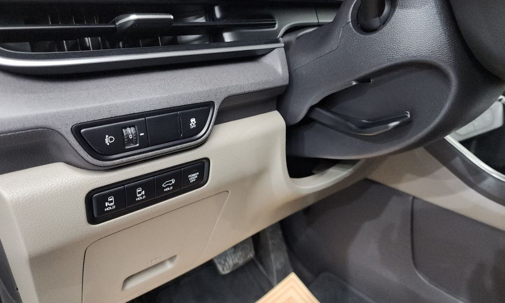 Kia Carnival 9-Seater Noblesse, 2025