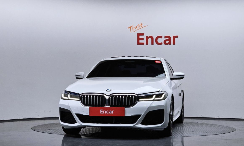 BMW 5-Series 530i M Sport Package, 2023
