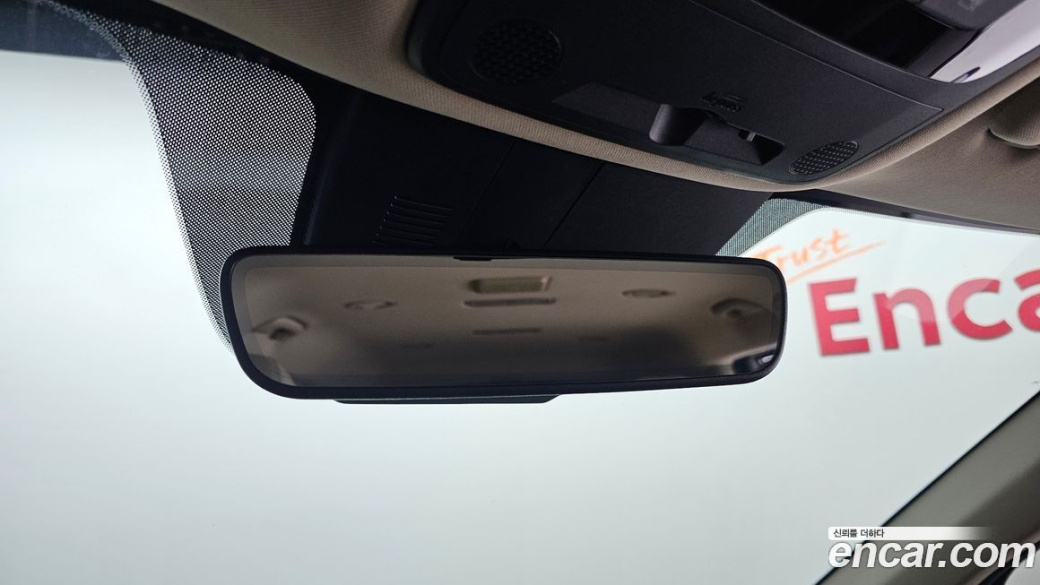 Kia Carnival 9-Seater Signature, 2023
