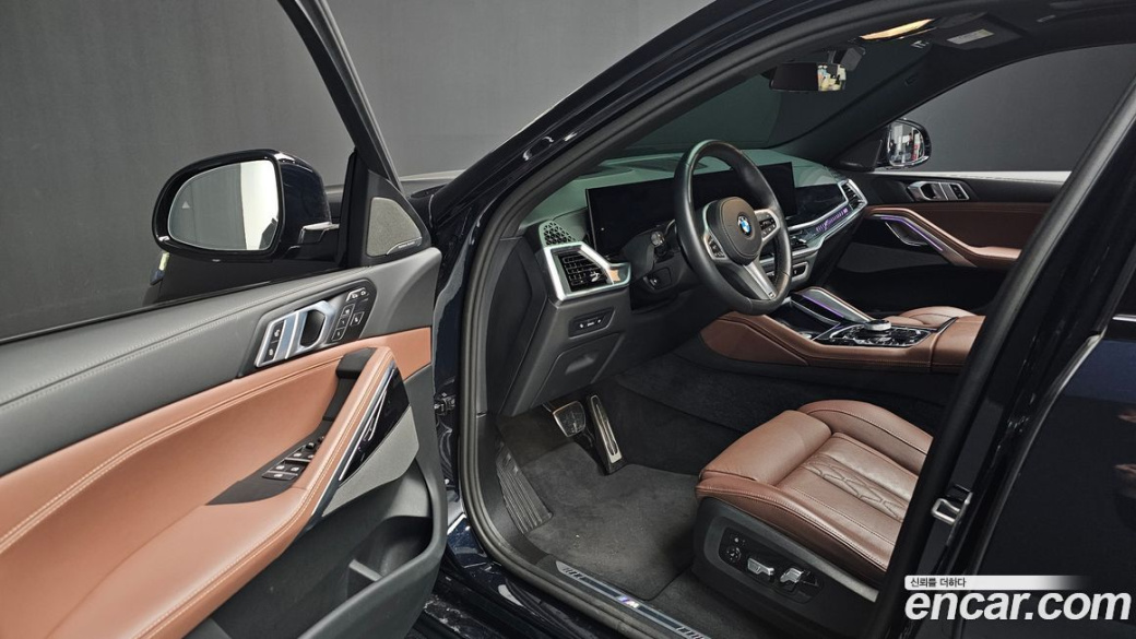BMW X6 xDrive40i M Sport, 2025