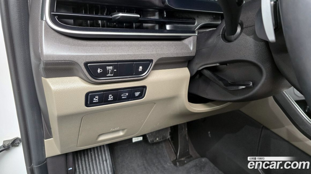 Kia Carnival 9-Seater Noblesse, 2024