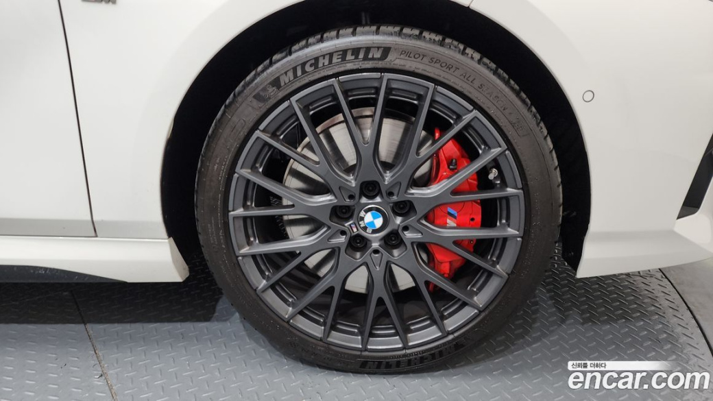 BMW 1-Series M135 xDrive Pro First Edition, 2025