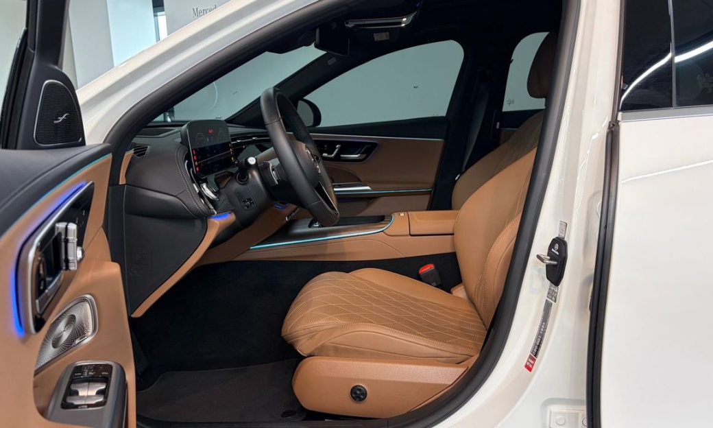 Mercedes-Benz E-Class E450 4MATIC Exclusive, 2024