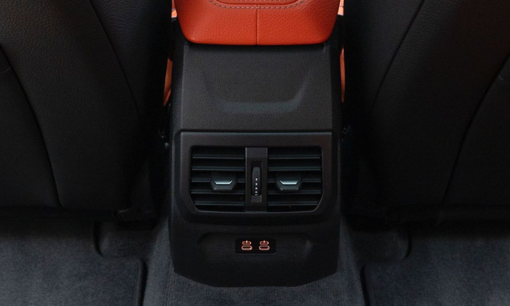 BMW 1-Series M135i xDrive, 2024