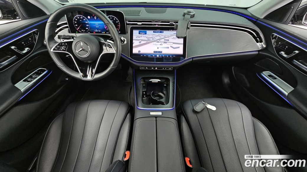 Mercedes-Benz E-Class E200 Avantgarde, 2025