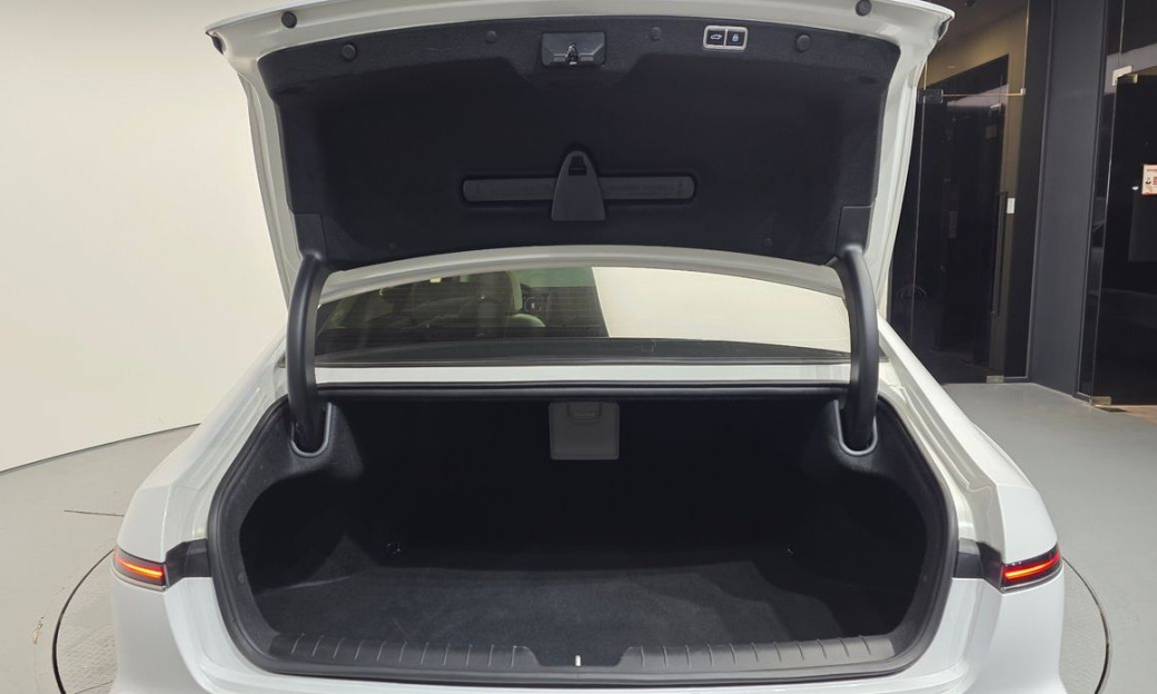 Hyundai Grandeur 2,5 Gasoline 2WD, 2024