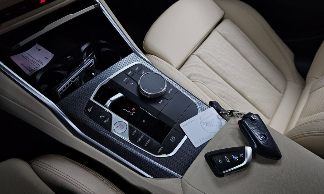 BMW 3-Series 320i M Sport, 2024
